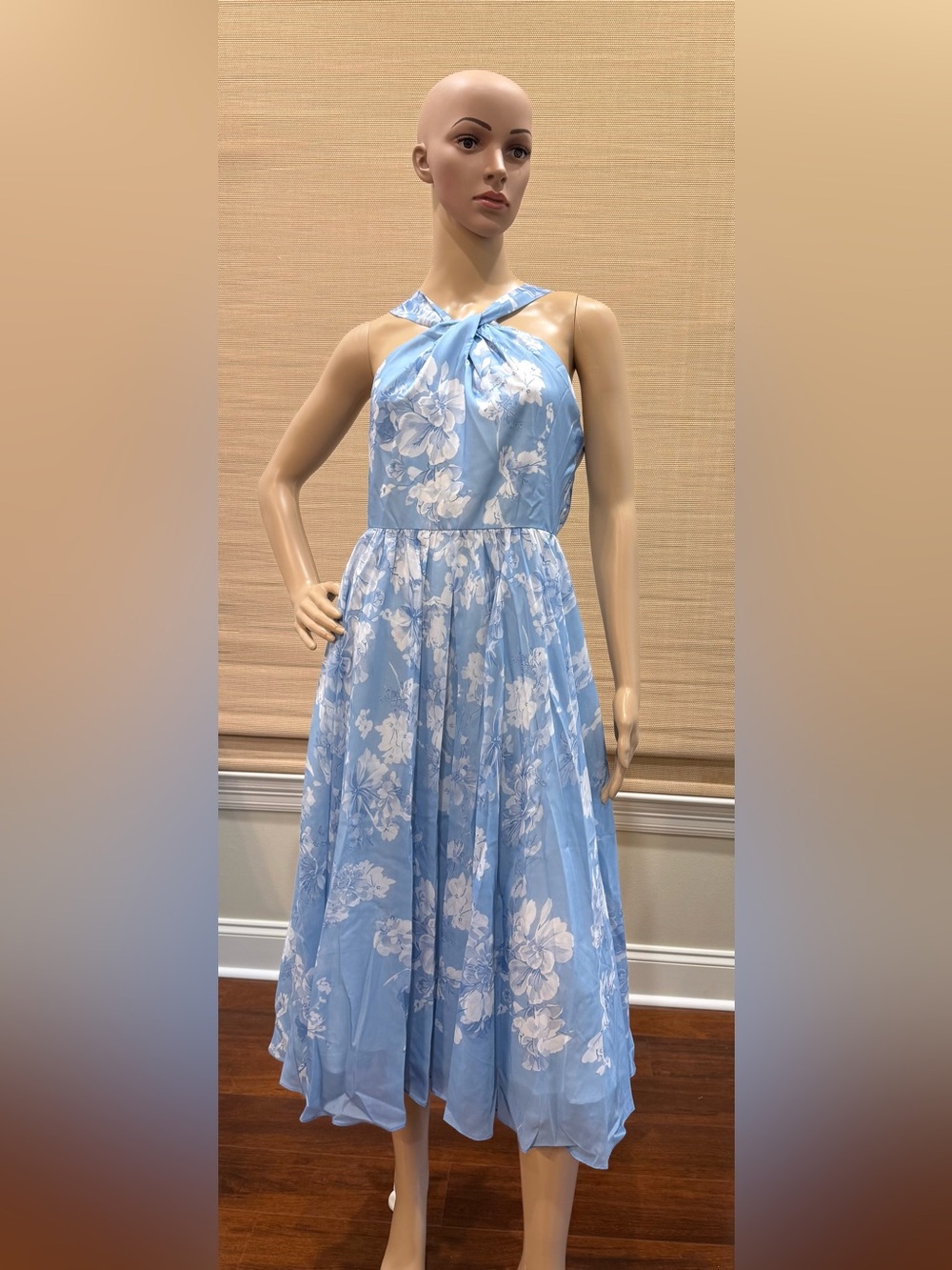 Fehaute blue & white floral halter neck chiffon midi dress lined. Zip. Size 4